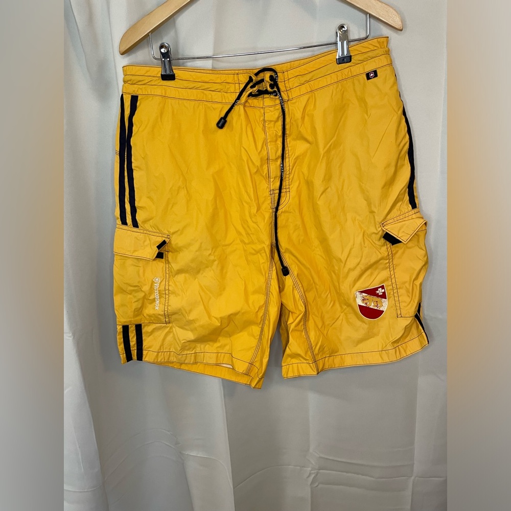 Victorinox Yellow Cargo Style Board‎ Utility Shorts Mens XL